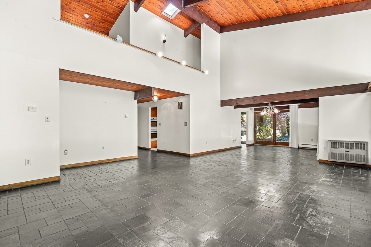 7 Arnold Rd Property Photo 12