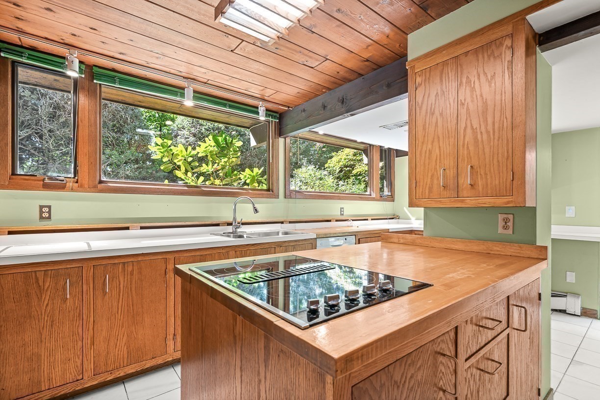 7 Arnold Rd Property Photo 14