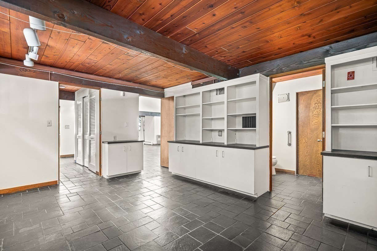 7 Arnold Rd Property Photo 15