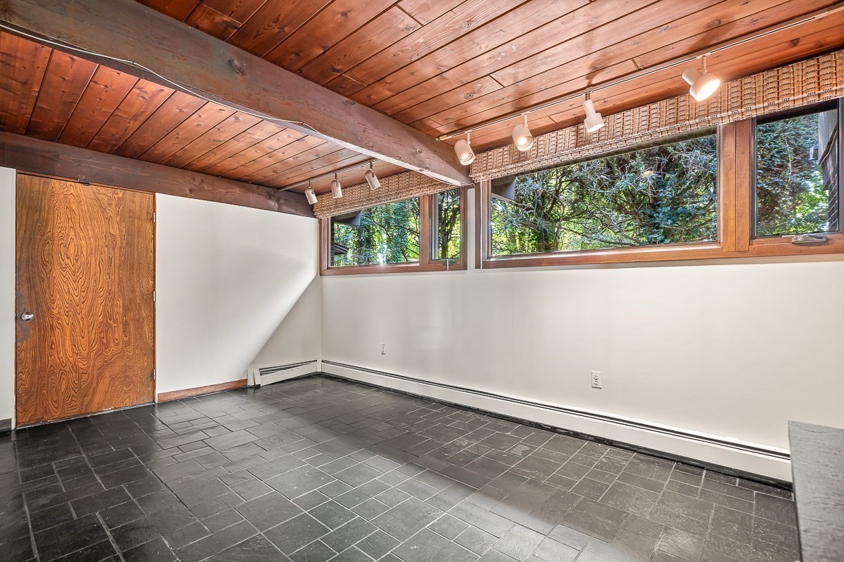 7 Arnold Rd Property Photo 16