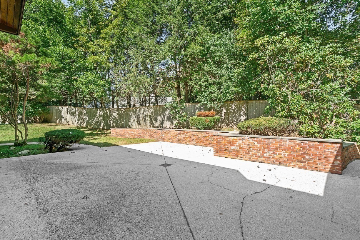 7 Arnold Rd Property Photo 31