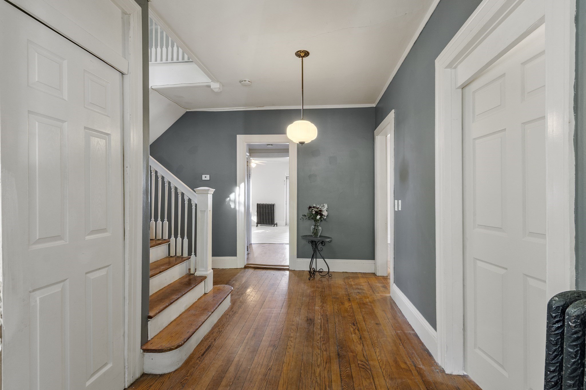 305 Nesmith St Property Photo 5