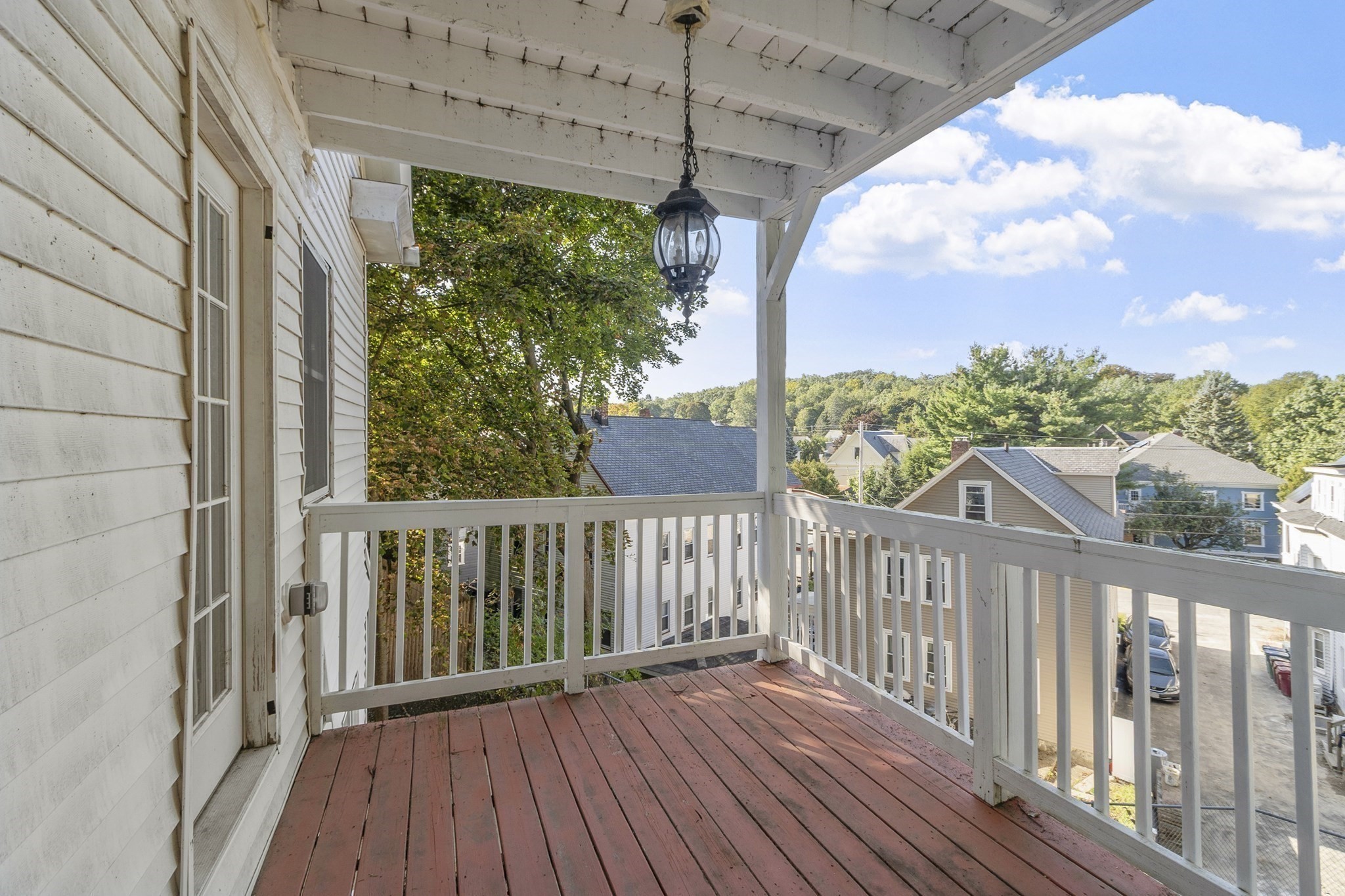 305 Nesmith St Property Photo 35