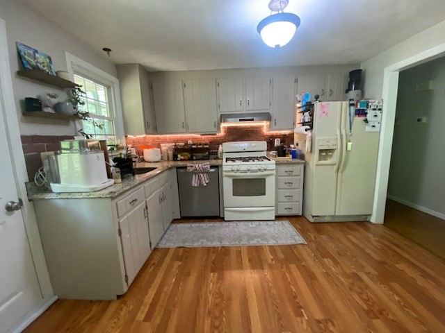 64 Haverhill St Property Photo 5