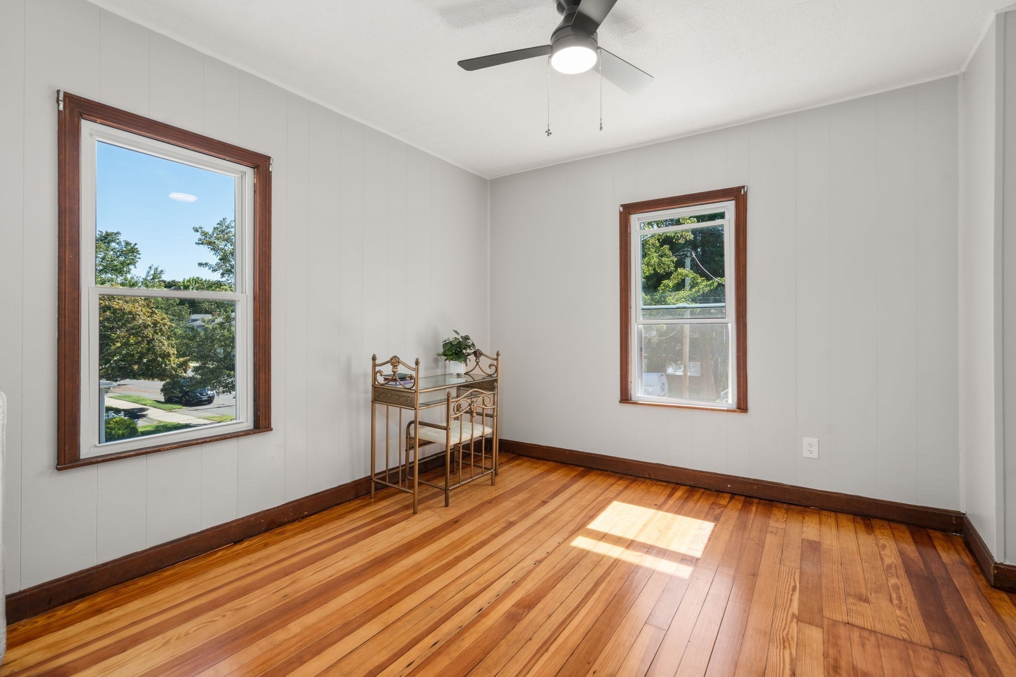 549 Chicopee St Property Photo 18