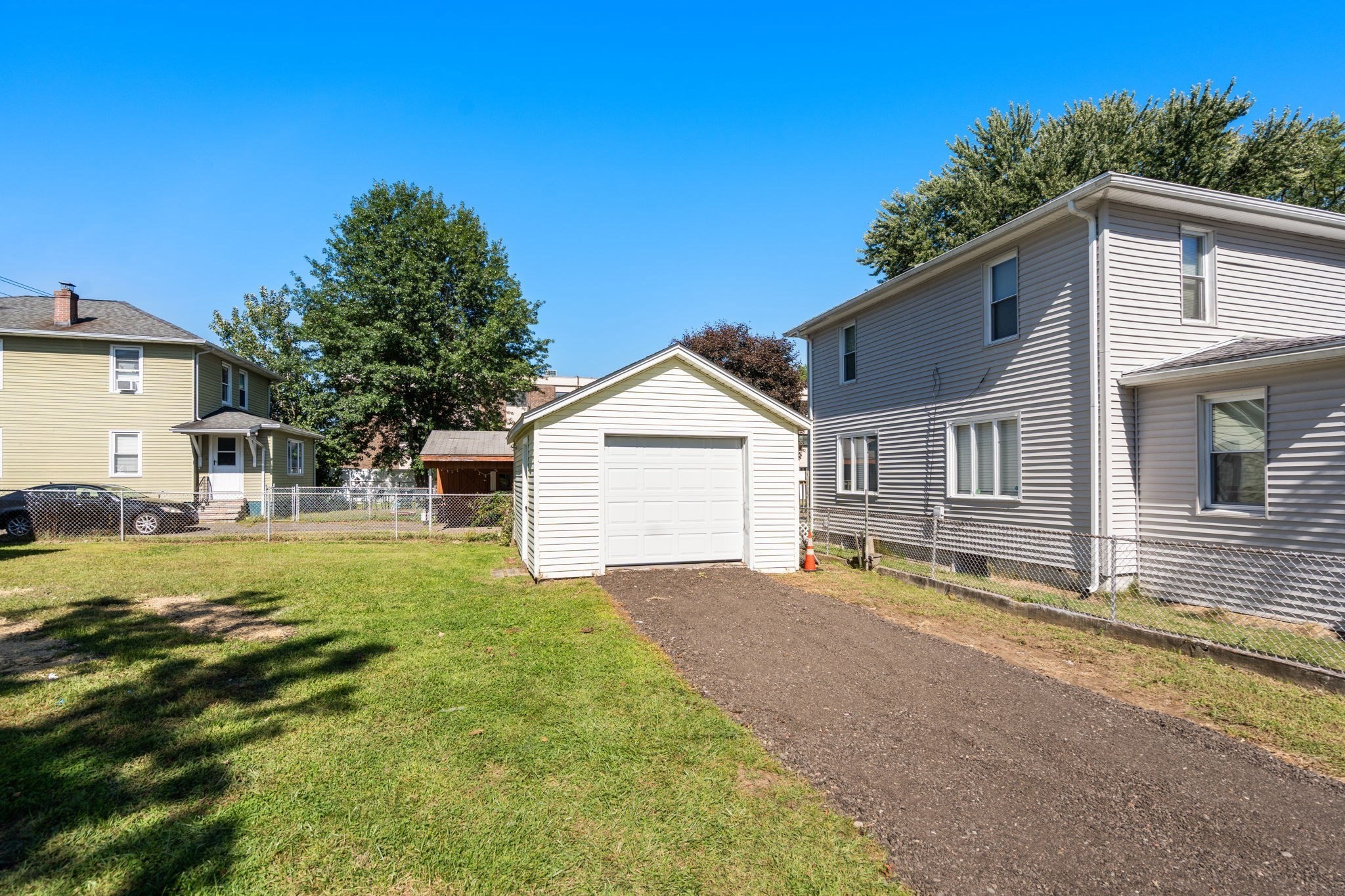 549 Chicopee St Property Photo 24