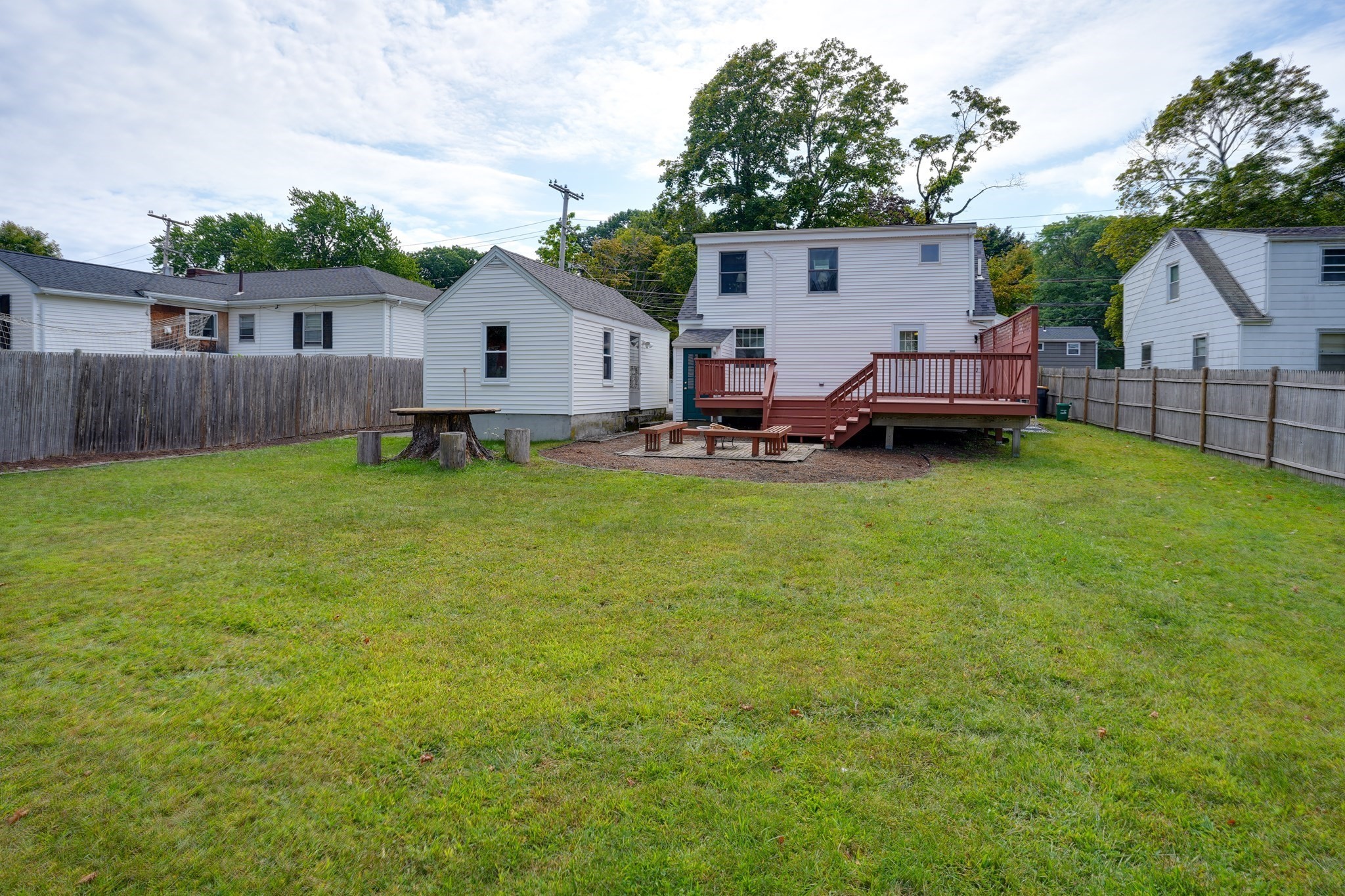 221 Fountain St Property Photo 29