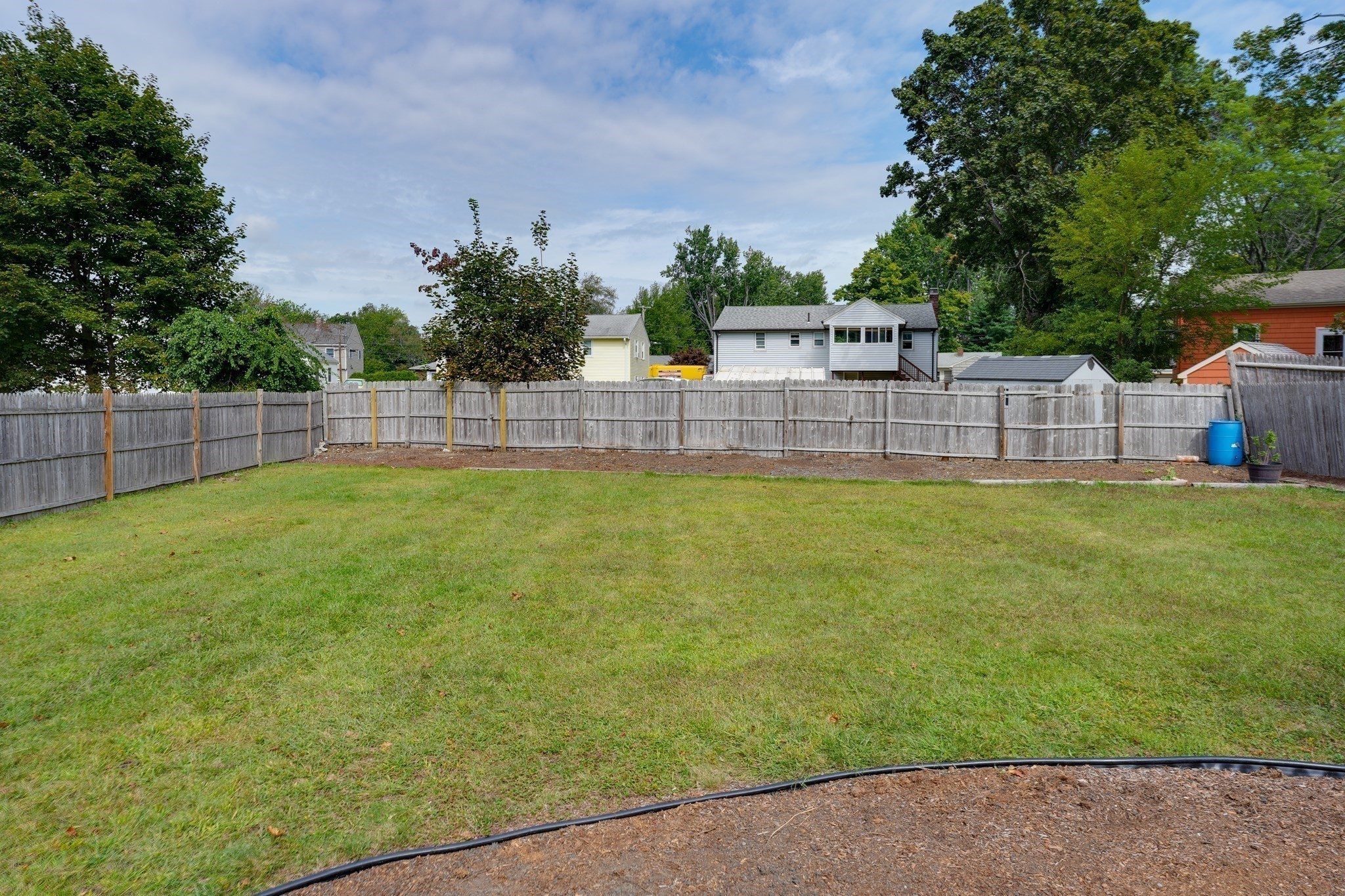 221 Fountain St Property Photo 30
