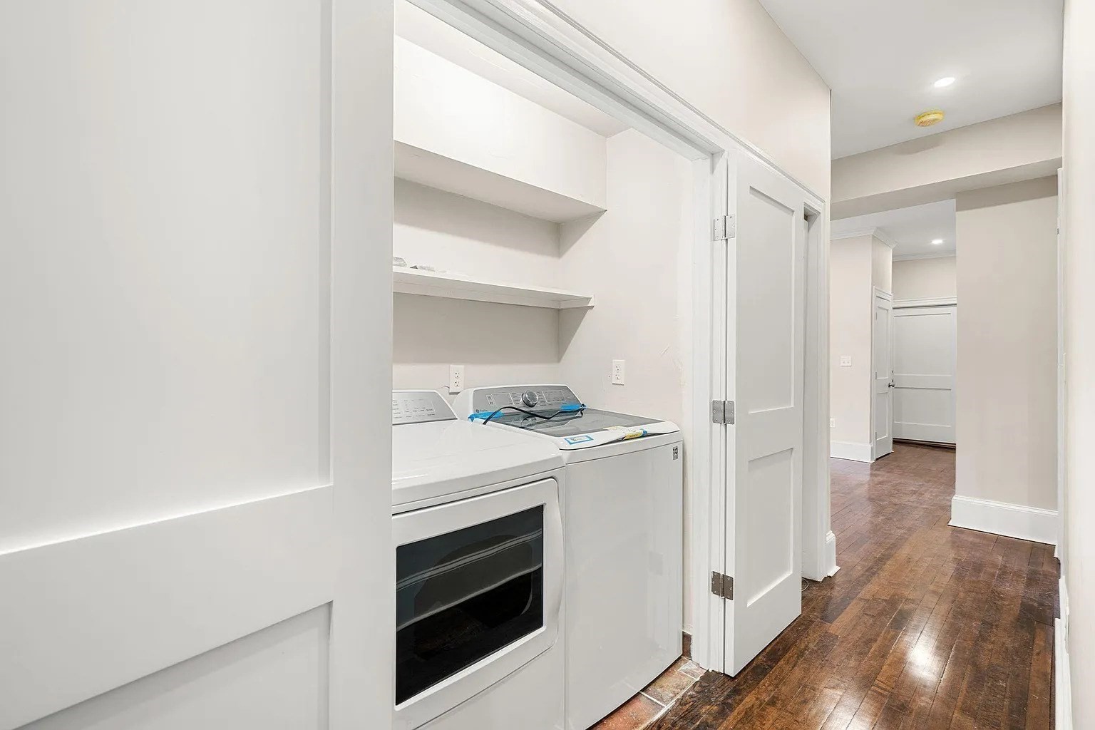 10 King St # 2 Property Photo 6