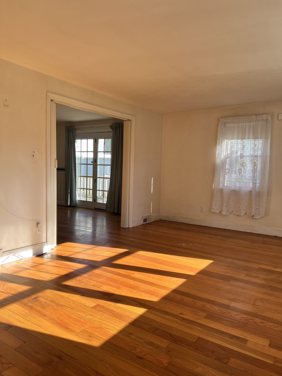 109 Pilgrim Property Photo 4