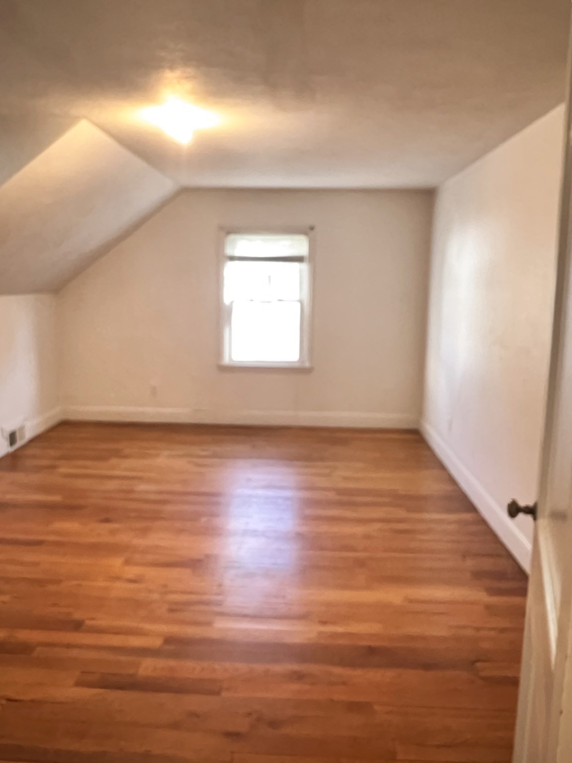 109 Pilgrim Property Photo 17