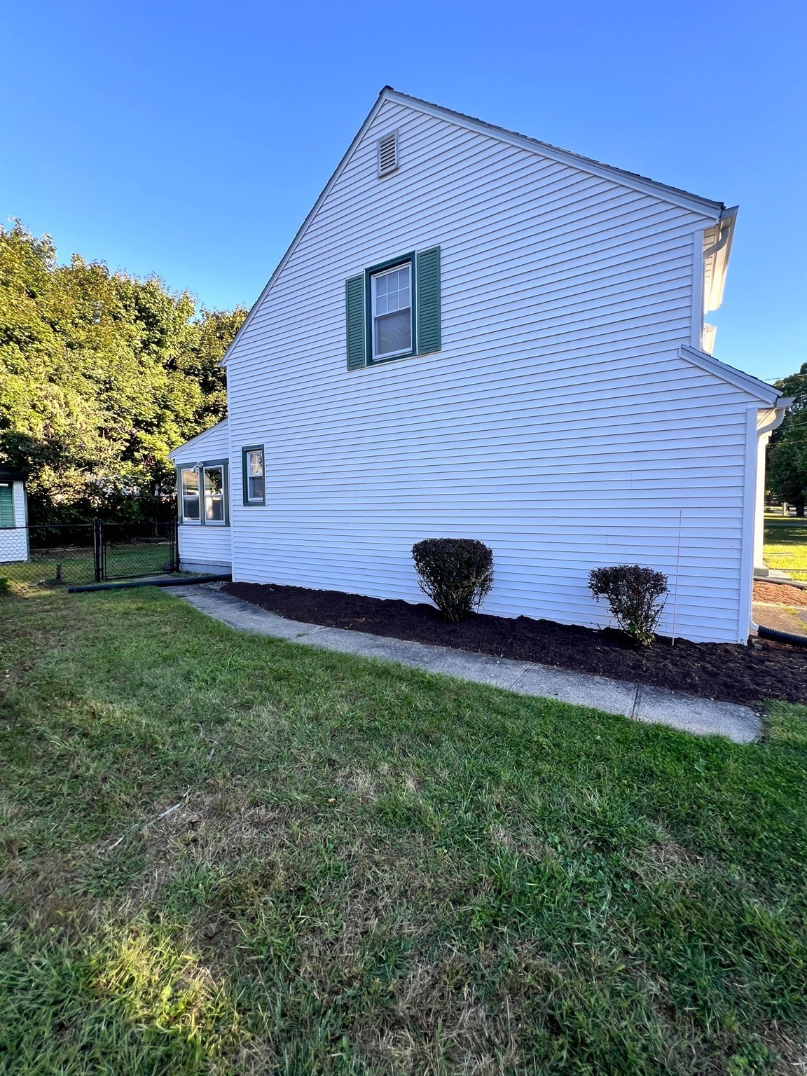109 Pilgrim Property Photo 29