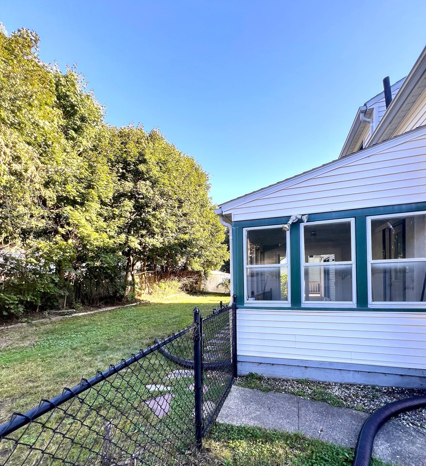 109 Pilgrim Property Photo 33