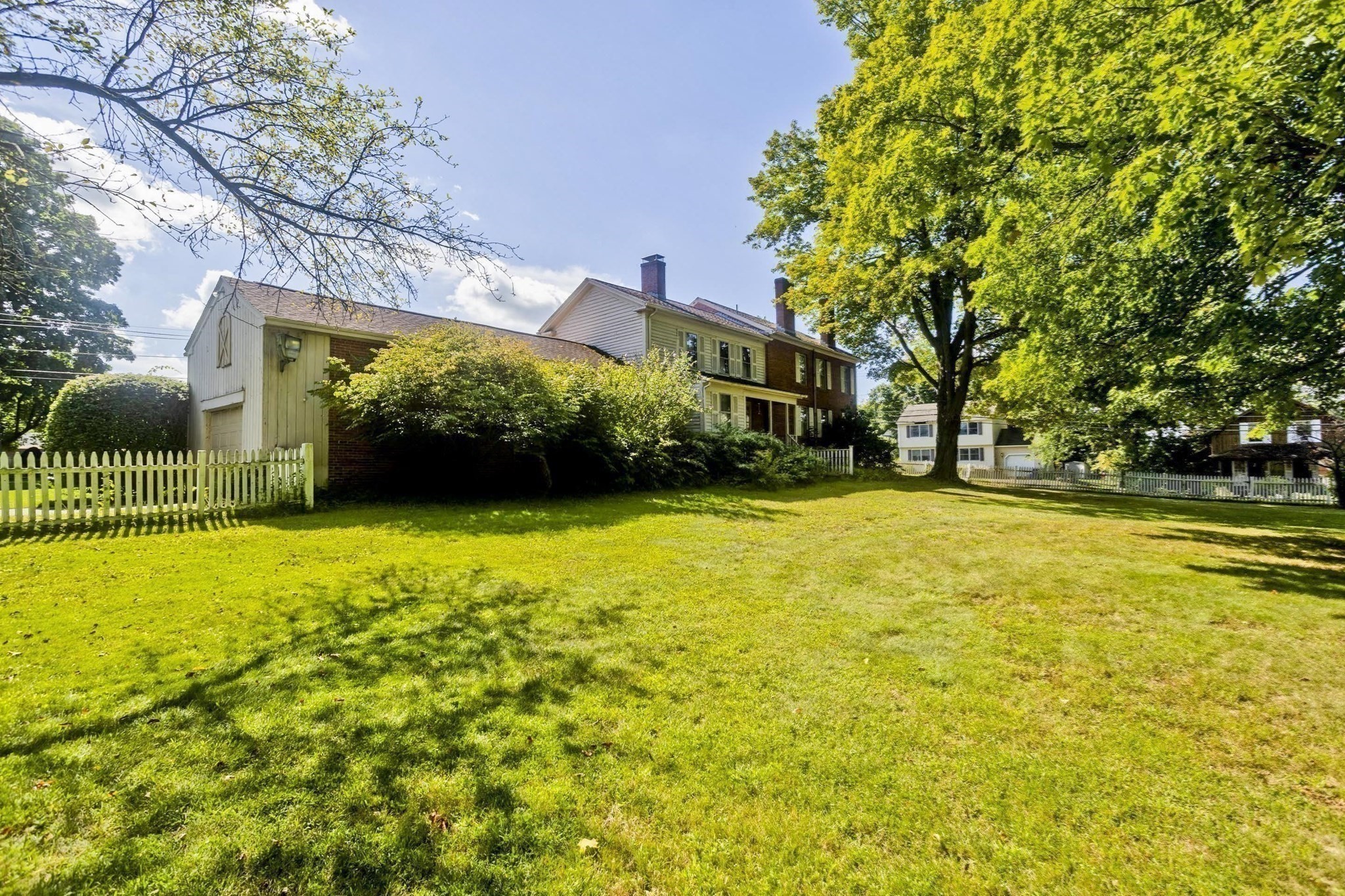 40 Somers Rd Property Photo 3