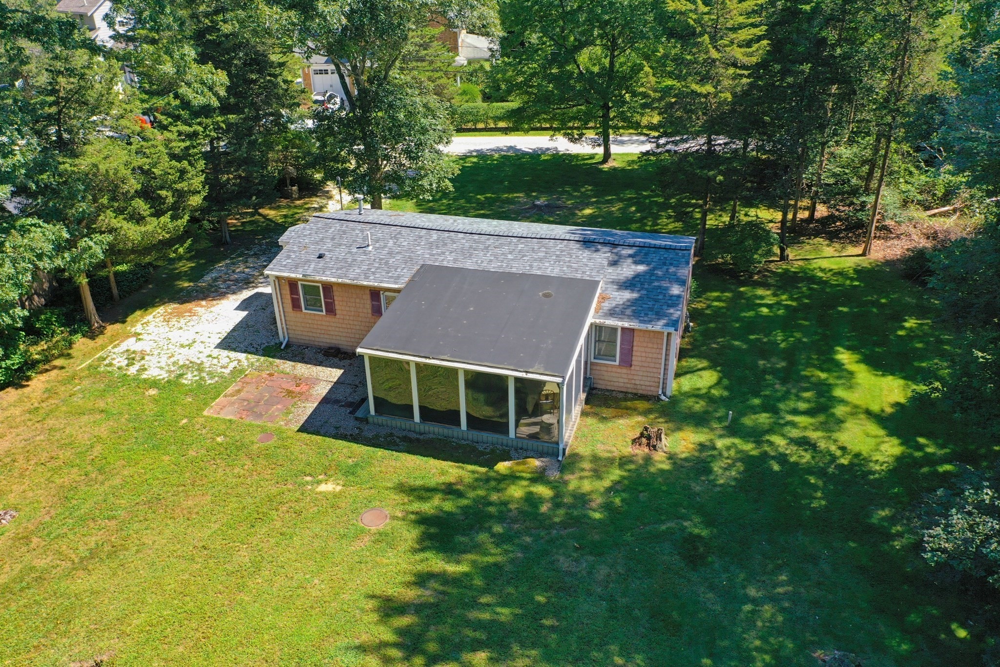 1634 Drift Rd # B Property Photo 2