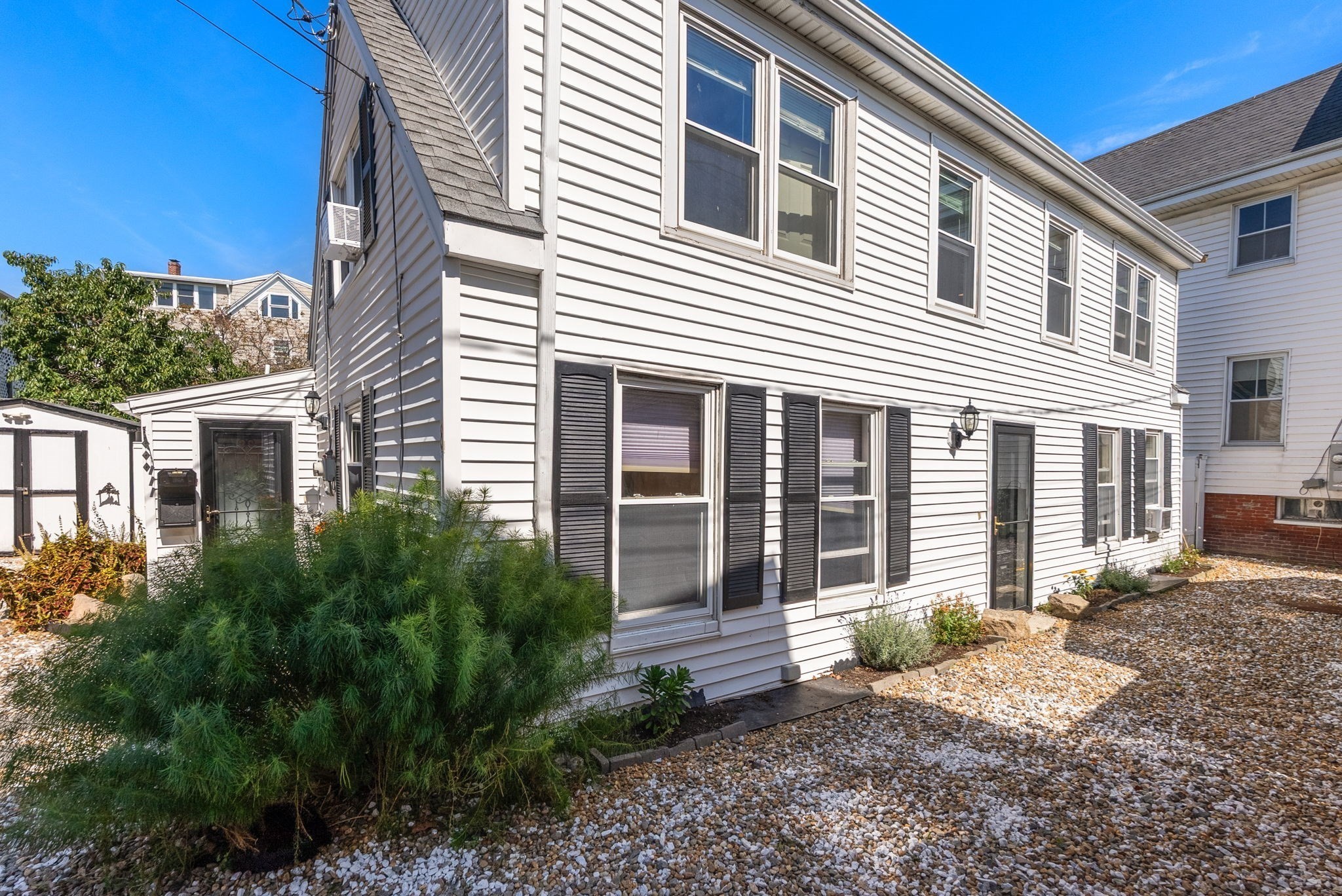 8 Lewis Court Property Photo 1