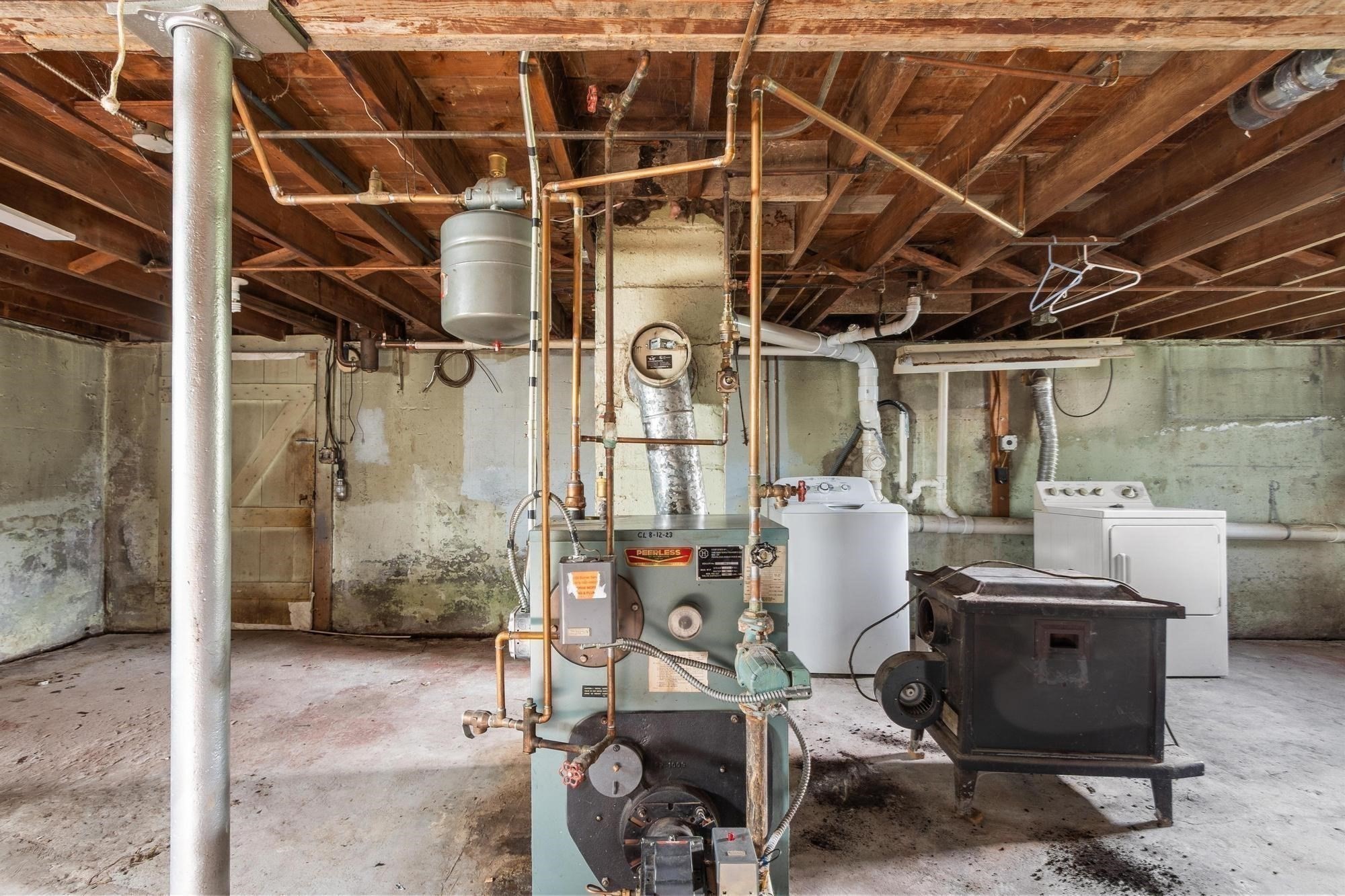 95 West Street Property Photo 15