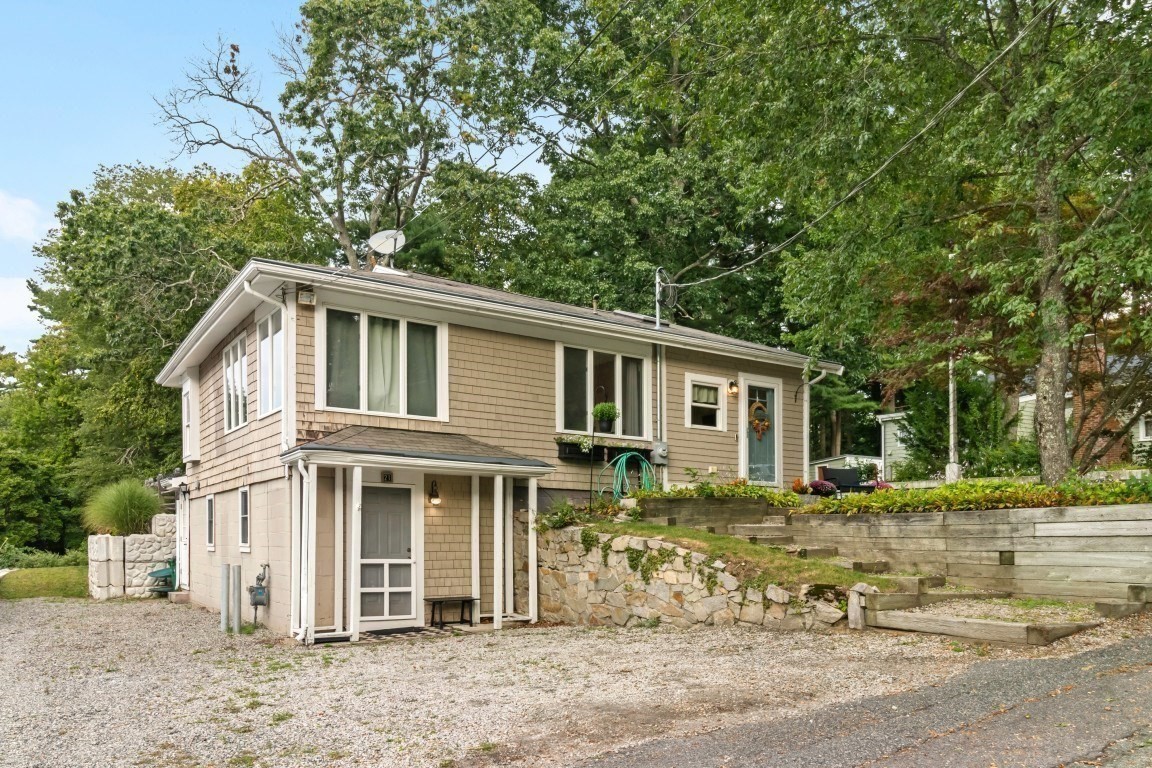 21 Shepard Ave Property Photo 32