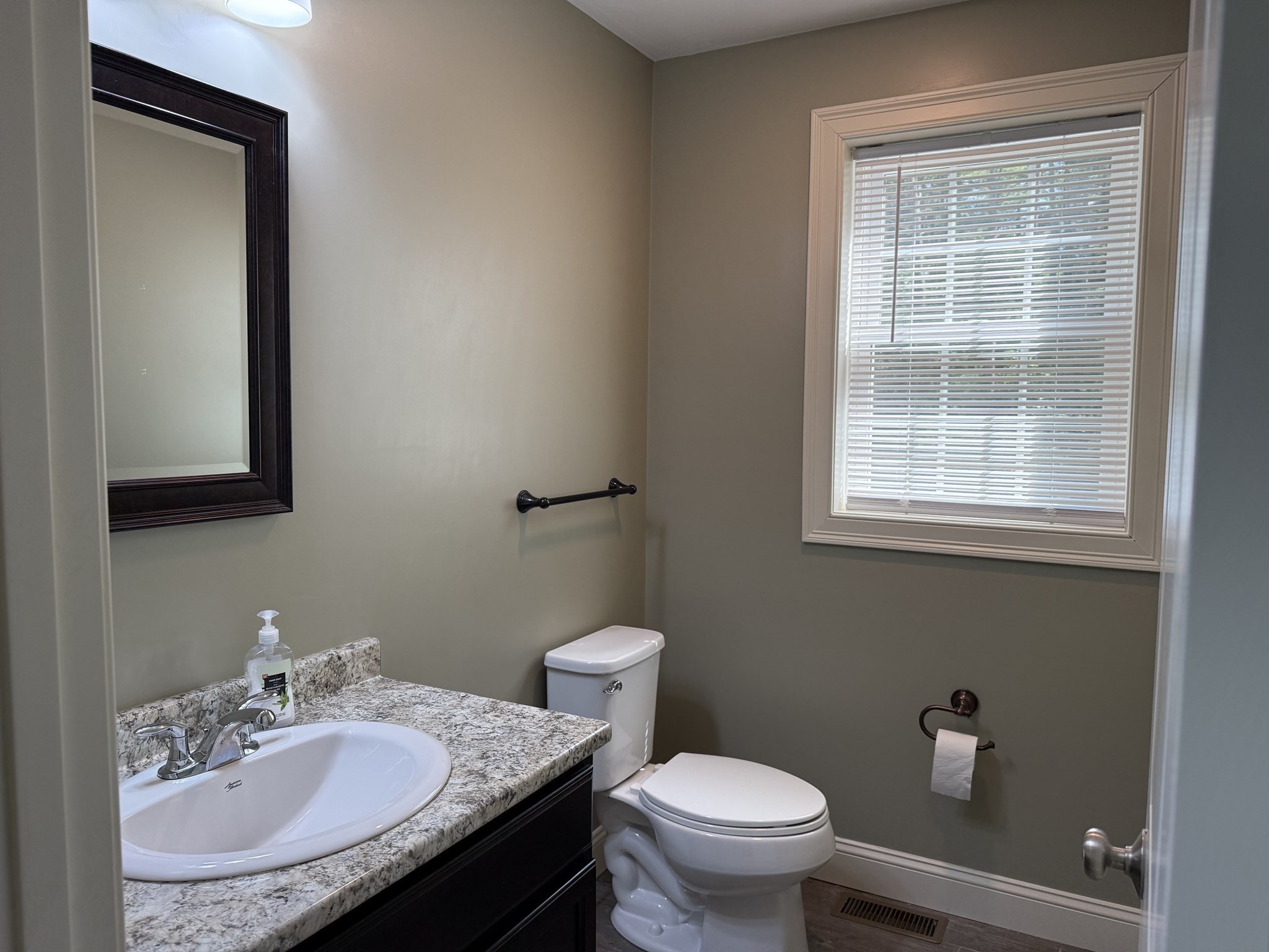 10 Shamrock Lane Property Photo 12