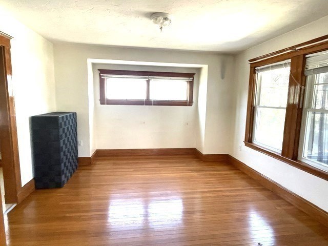 19-21 Windsor Rd Property Photo 4