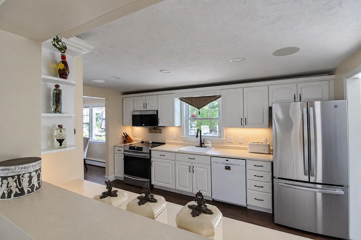 4 Temi Road Property Photo 12