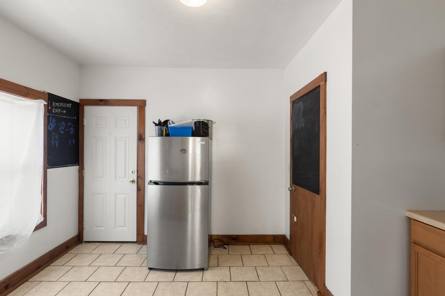 150 Maplewood Avenue Property Photo 11