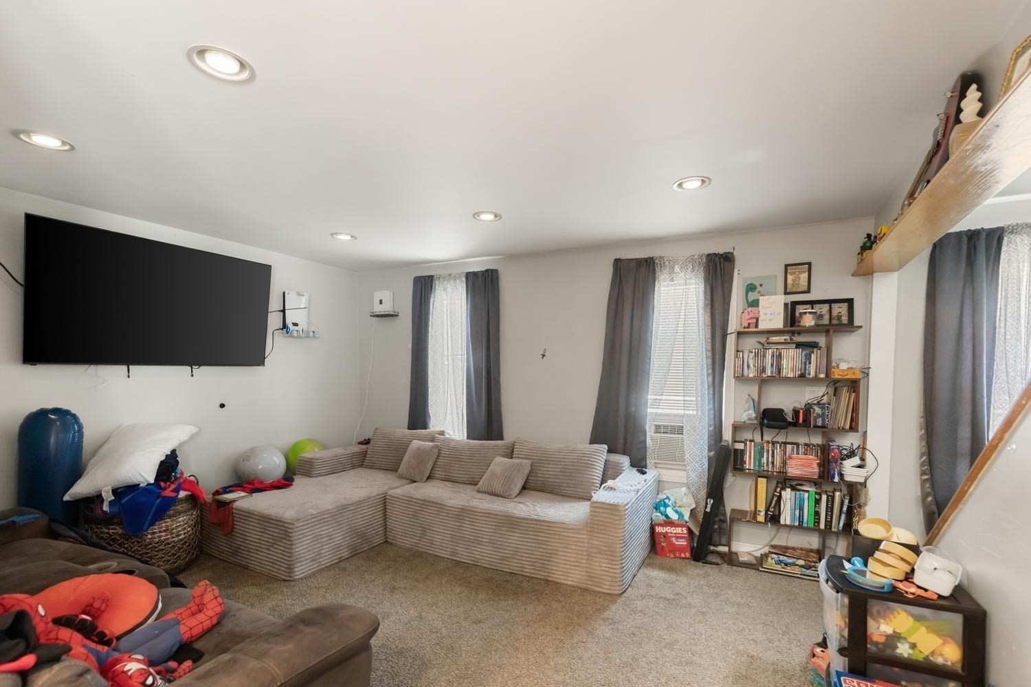 150 Maplewood Avenue Property Photo 19