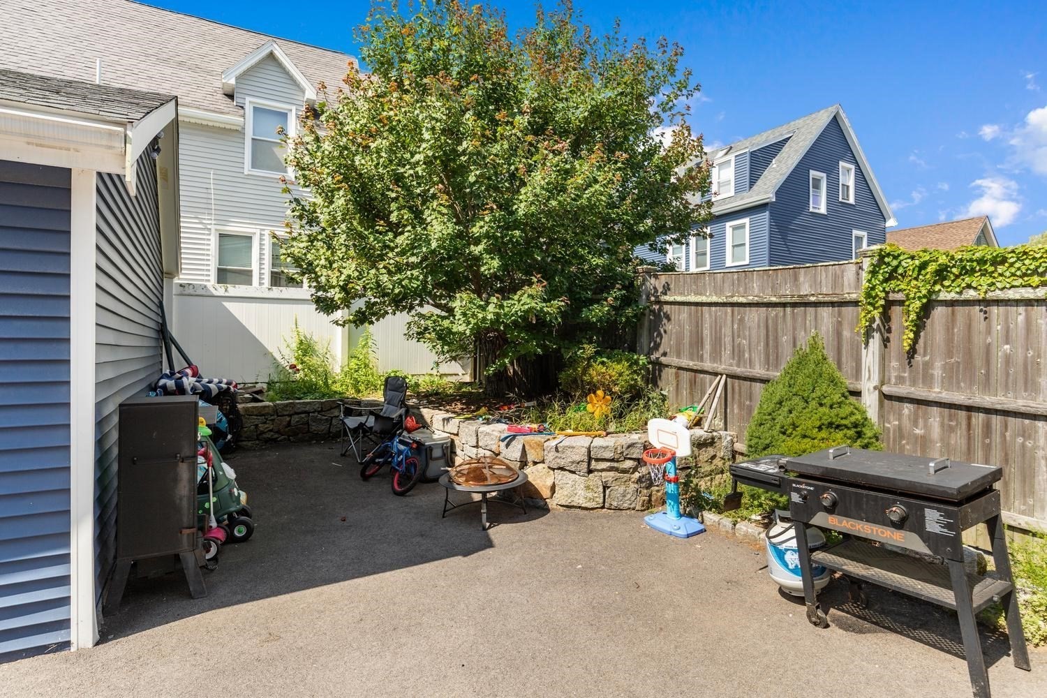 150 Maplewood Avenue Property Photo 27