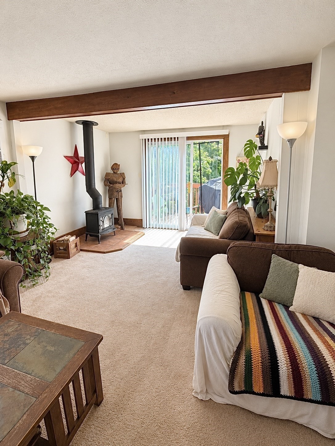 5 Dow Pl Property Photo 4