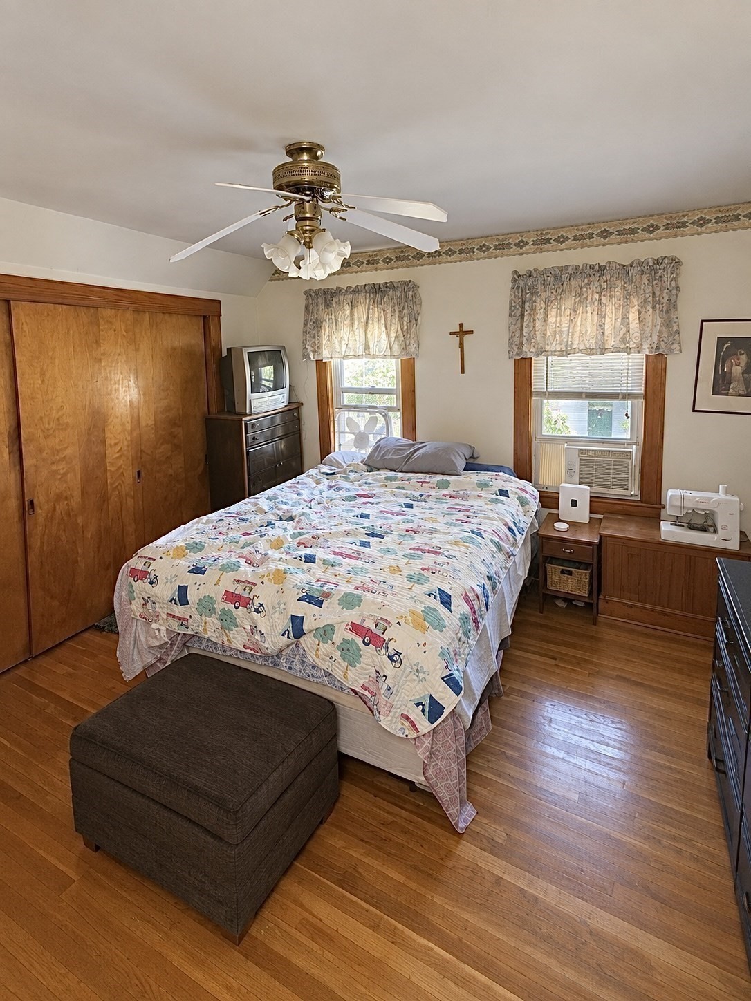 5 Dow Pl Property Photo 13