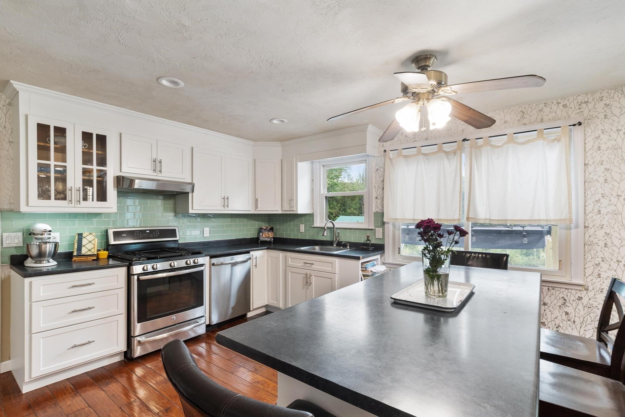 53 Hardy Drive Property Photo 15