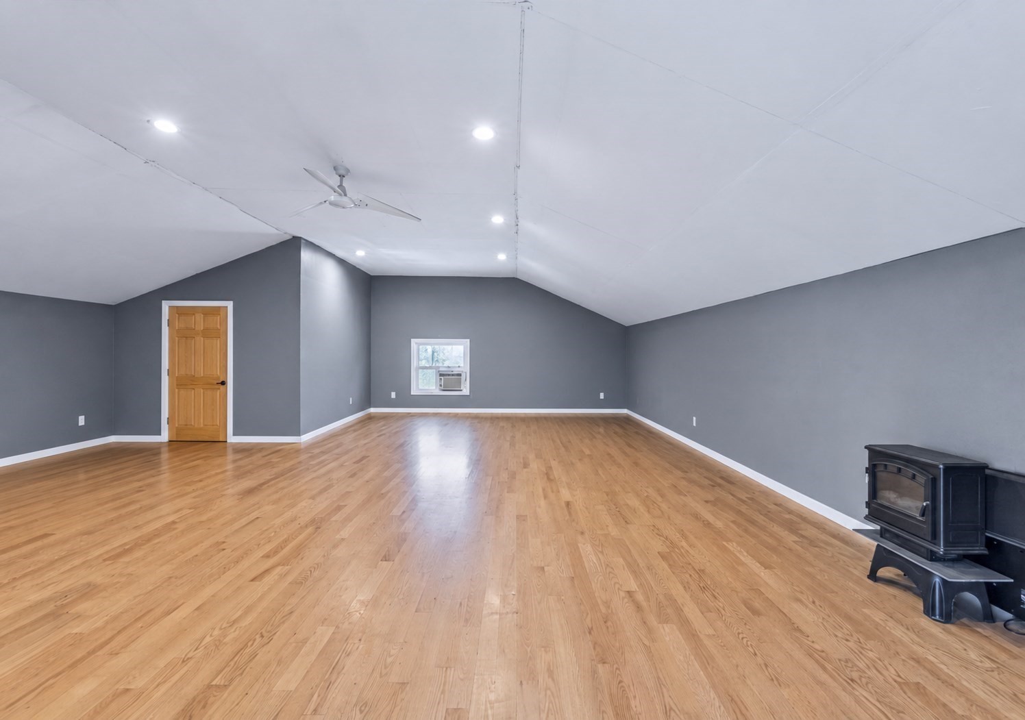 7 Lisa Road Property Photo 17