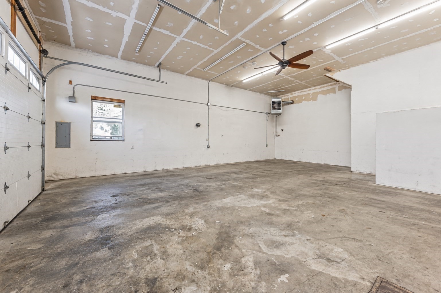 7 Lisa Road Property Photo 20