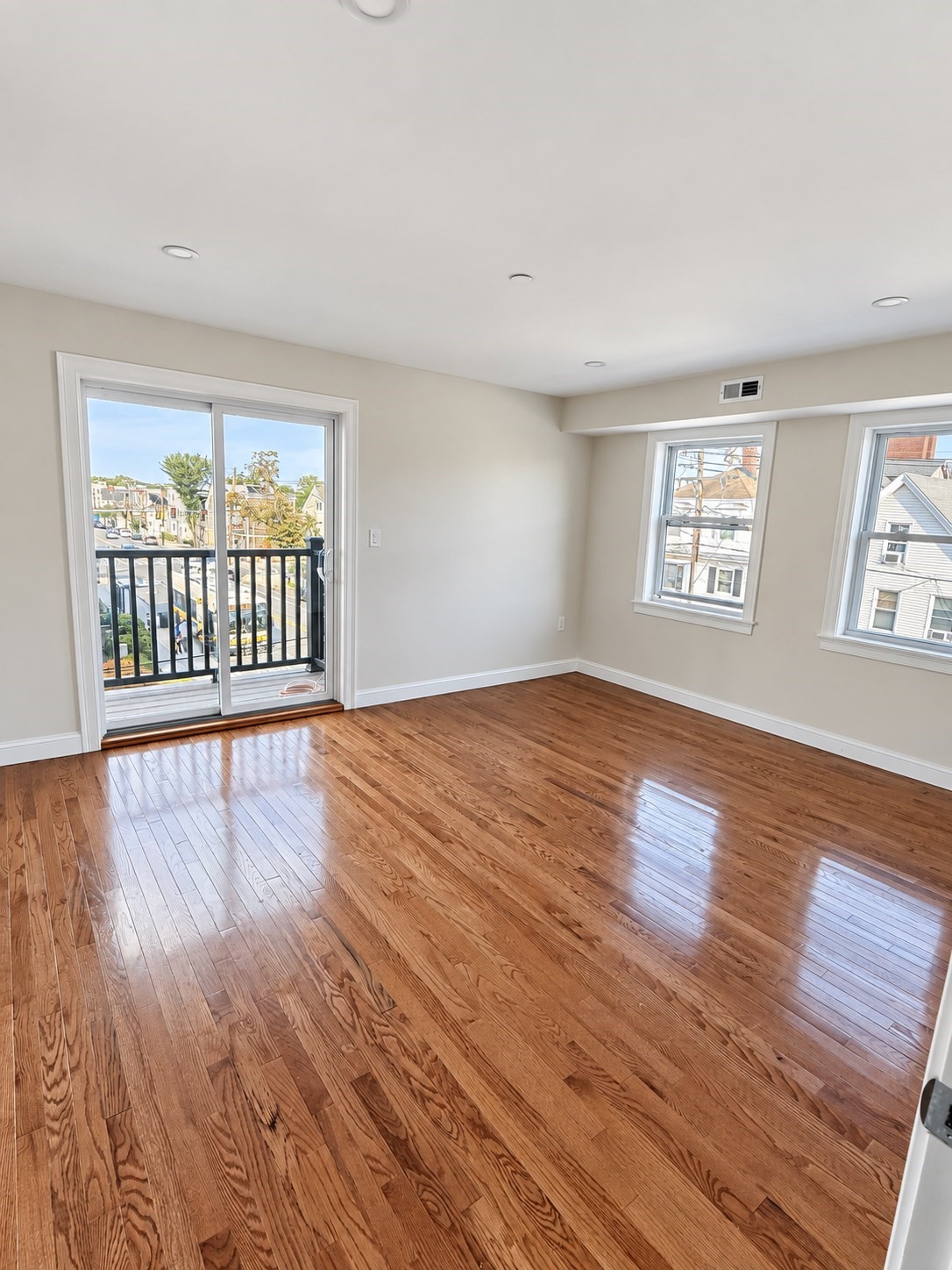 926 Broadway # 2 Property Photo 3