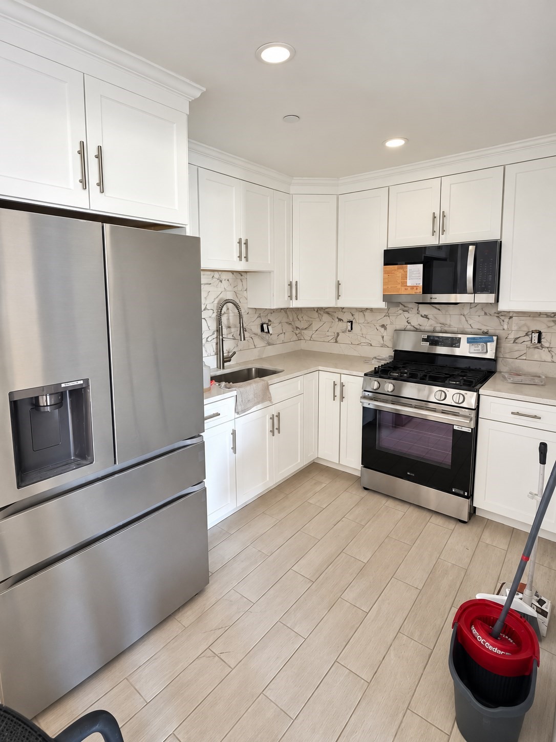 926 Broadway # 3 Property Photo 3