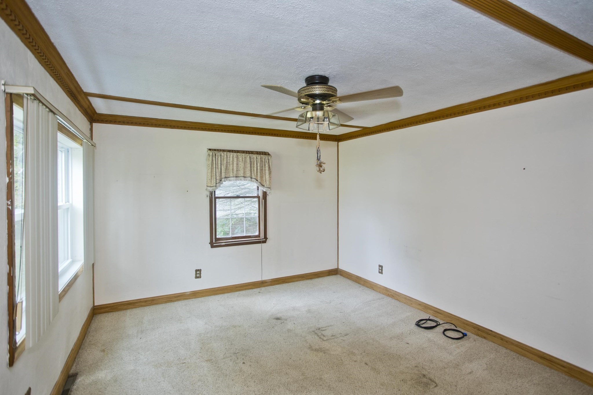 62 Memorial Dr Property Photo 2
