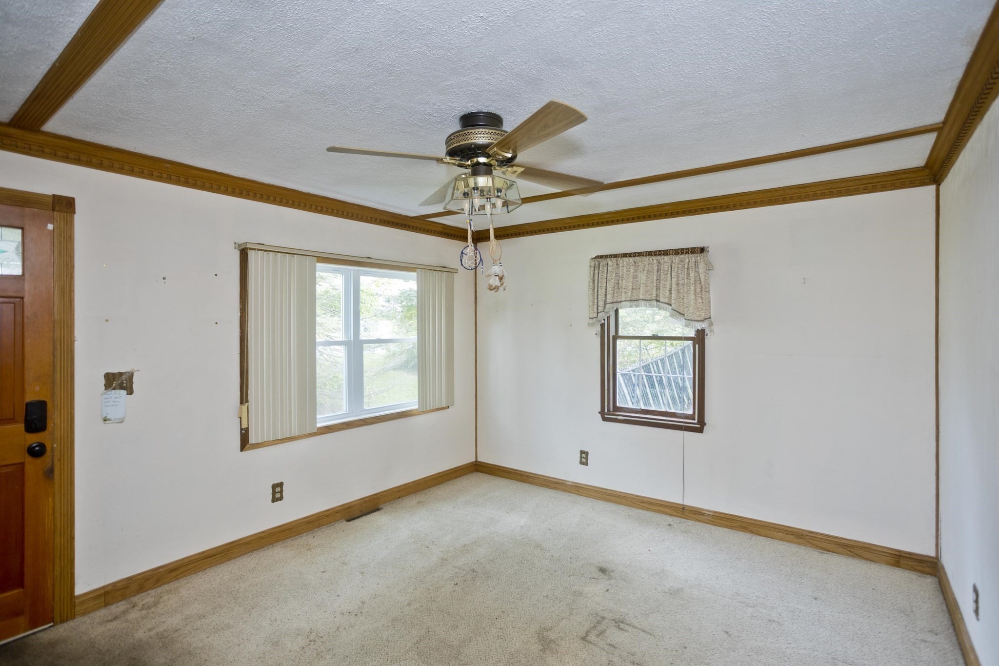 62 Memorial Dr Property Photo 3