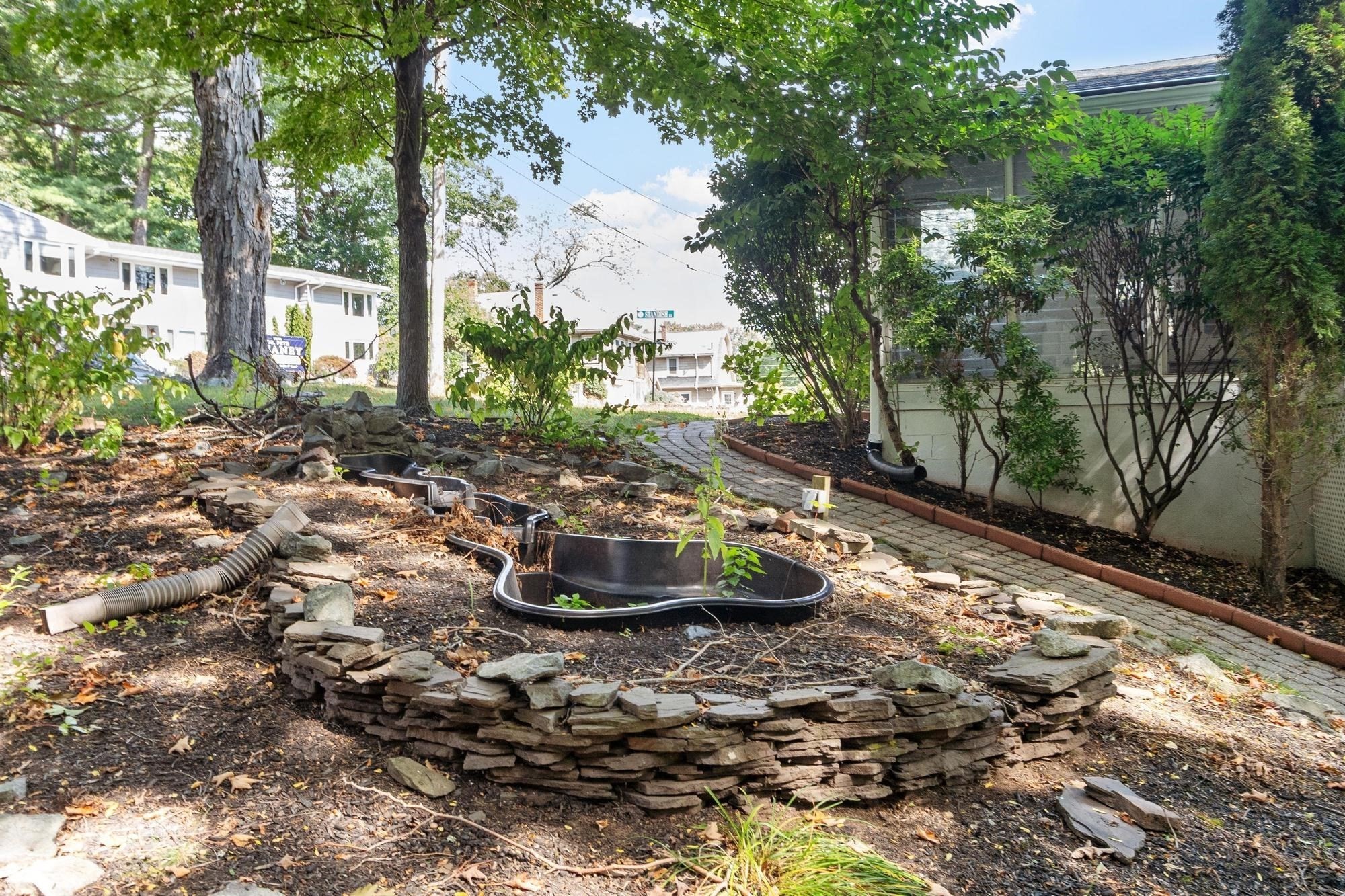 1 Standish Road Property Photo 36