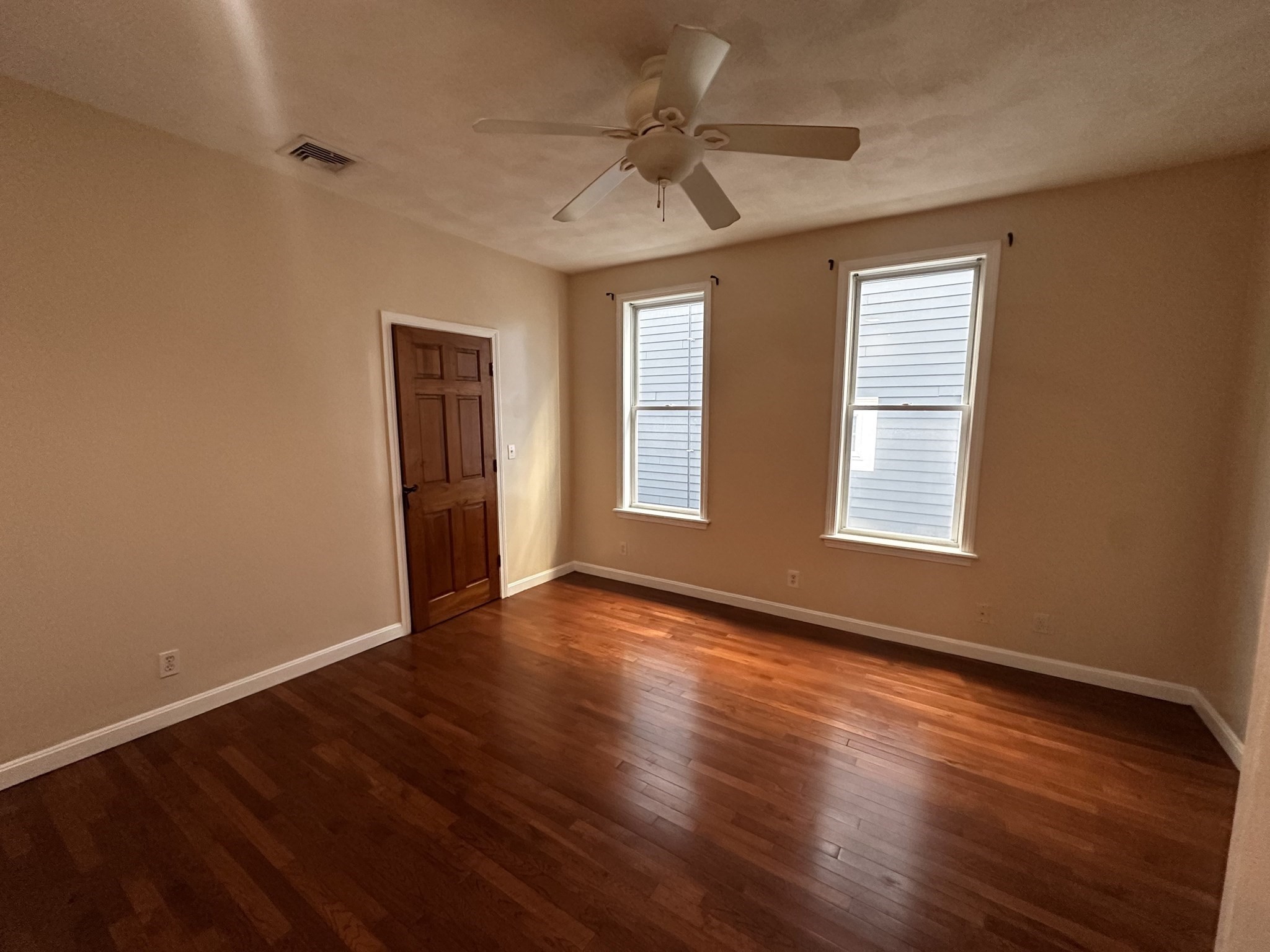 176 Elm # 2 Property Photo 8