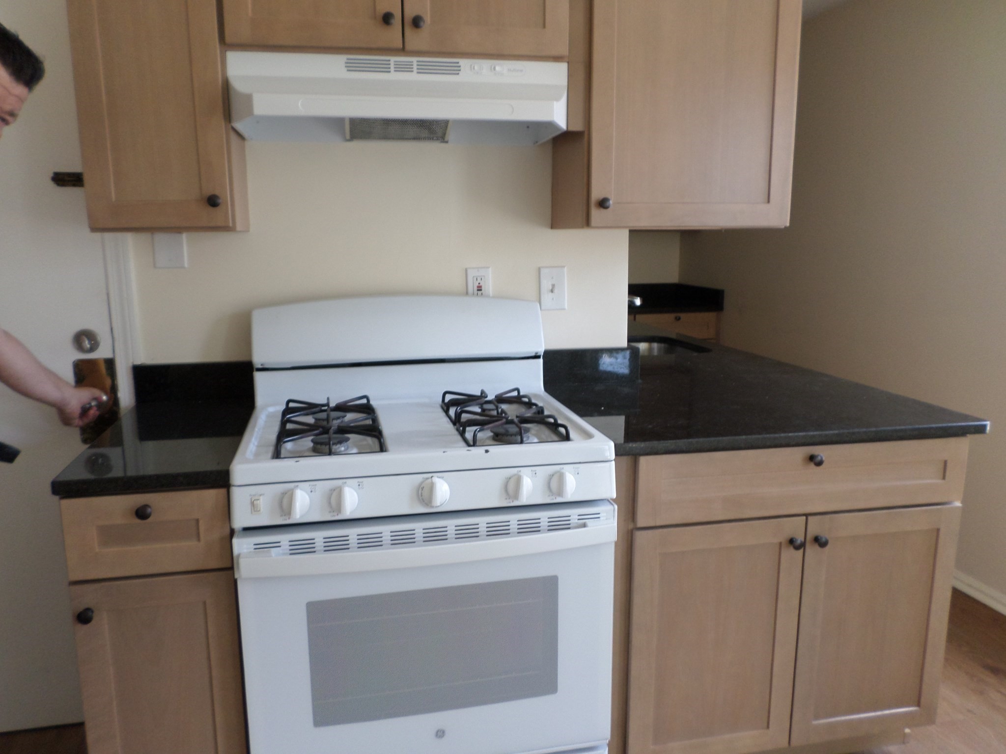 689 Broadway Property Photo 6