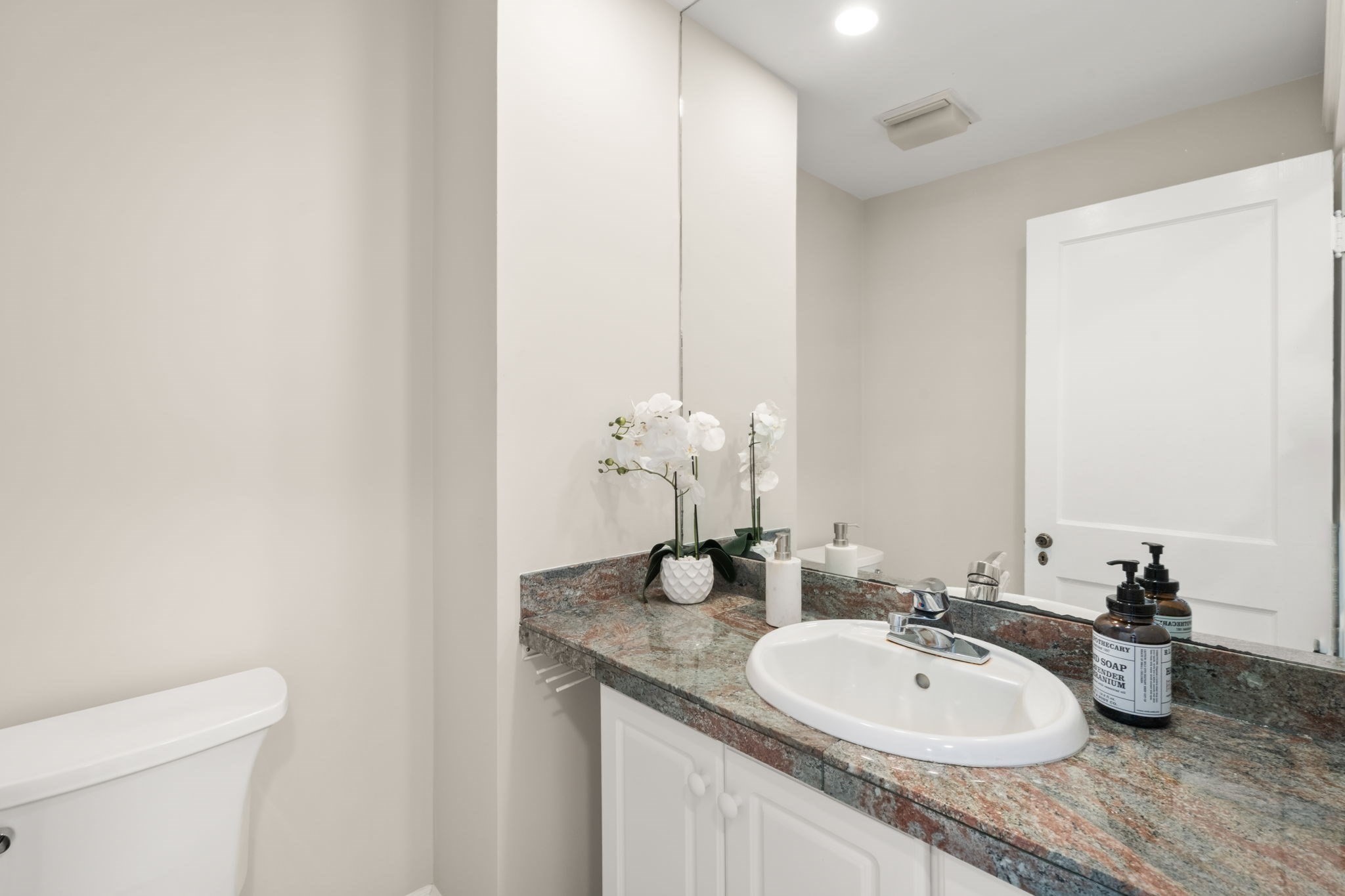 575 Chestnut Street Property Photo 30