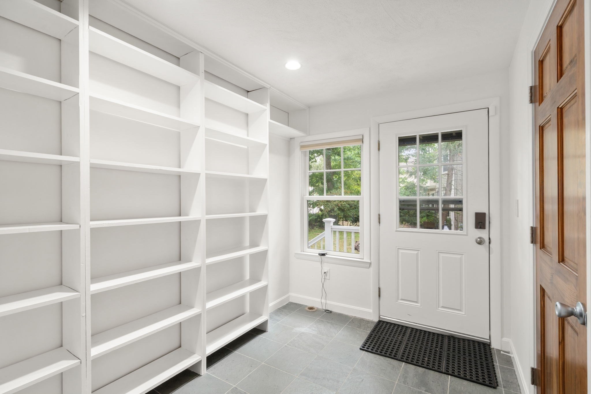 575 Chestnut Street Property Photo 34