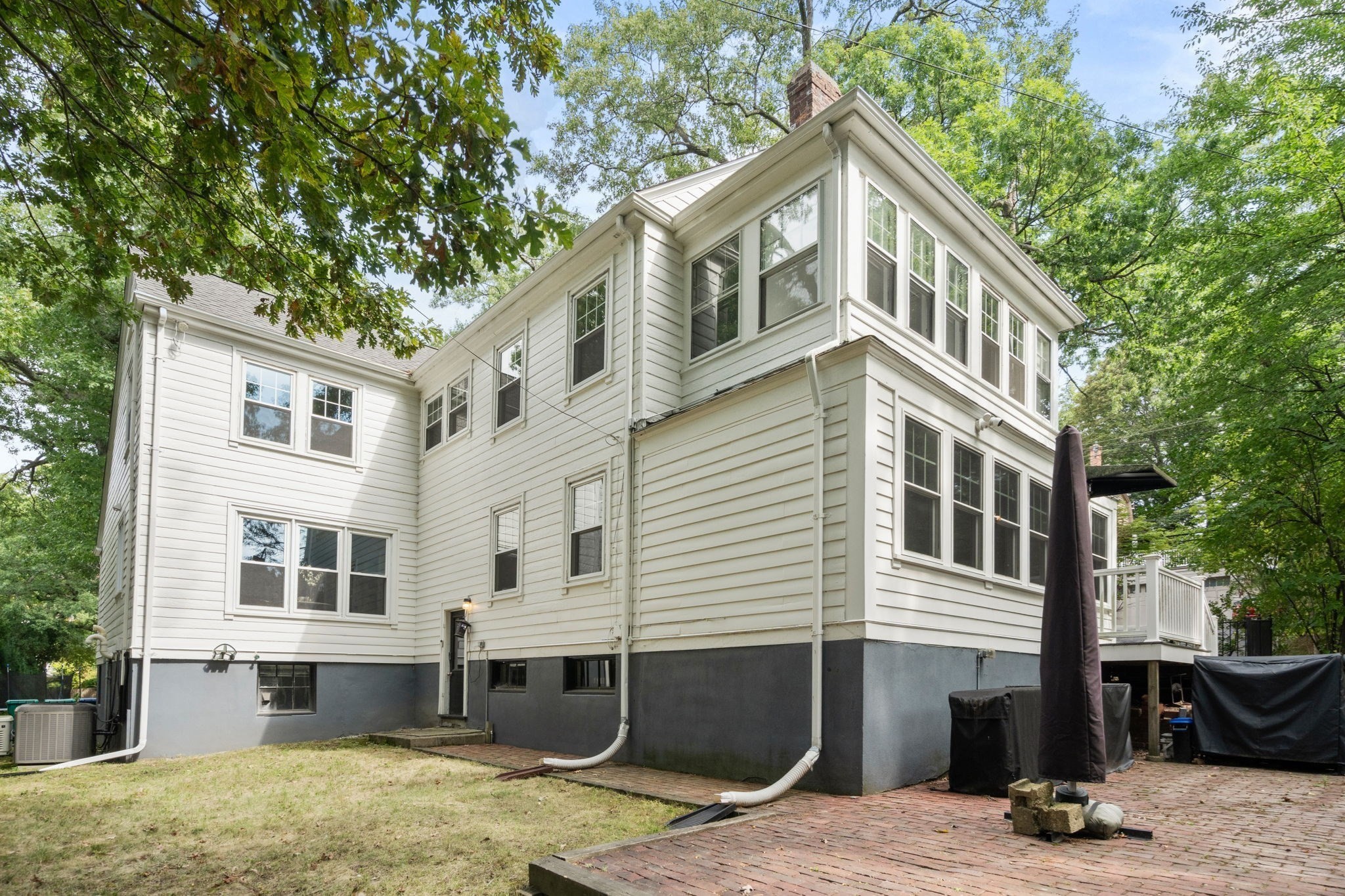 575 Chestnut Street Property Photo 37