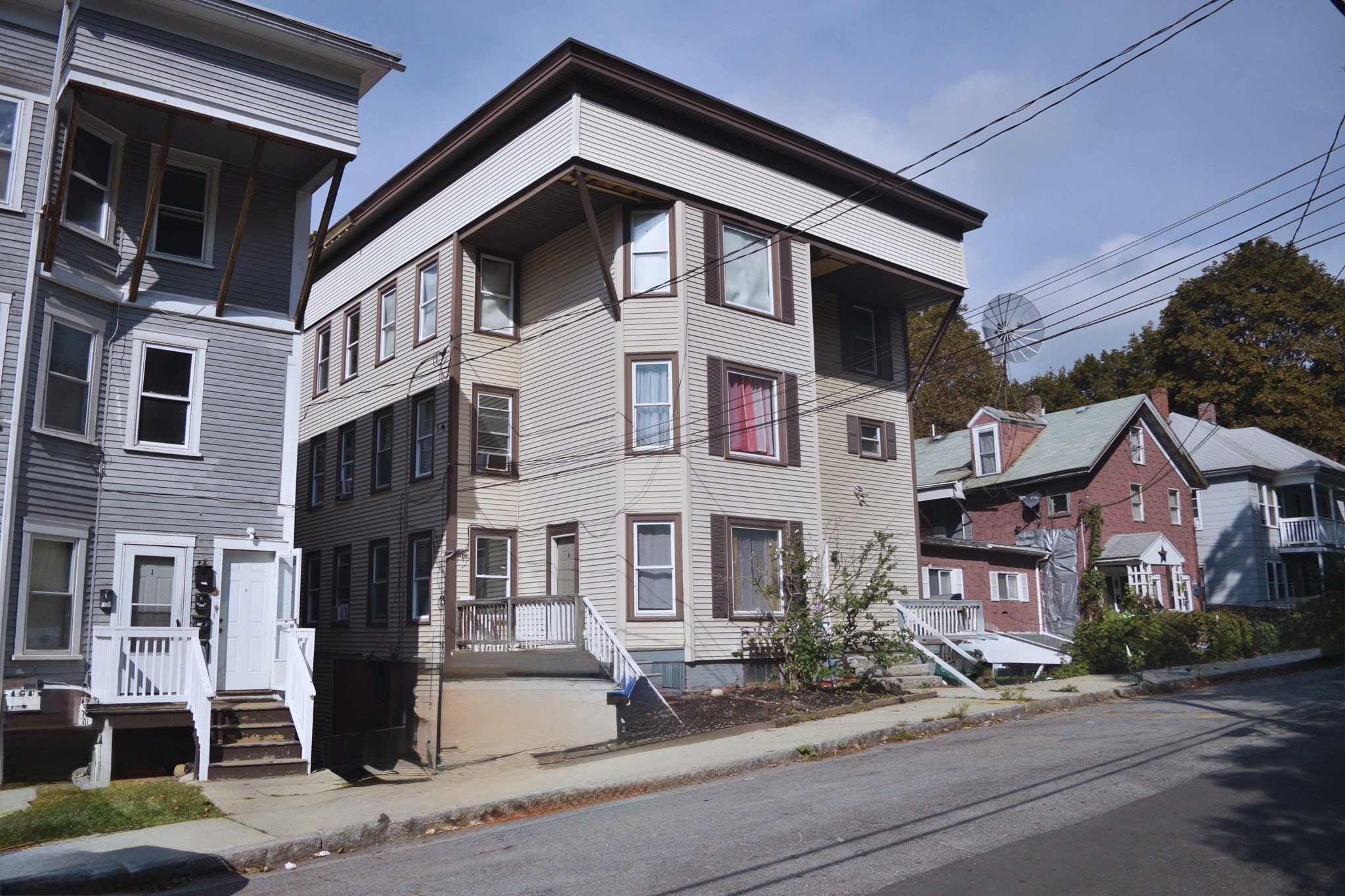 58 Marshall St Property Photo 1