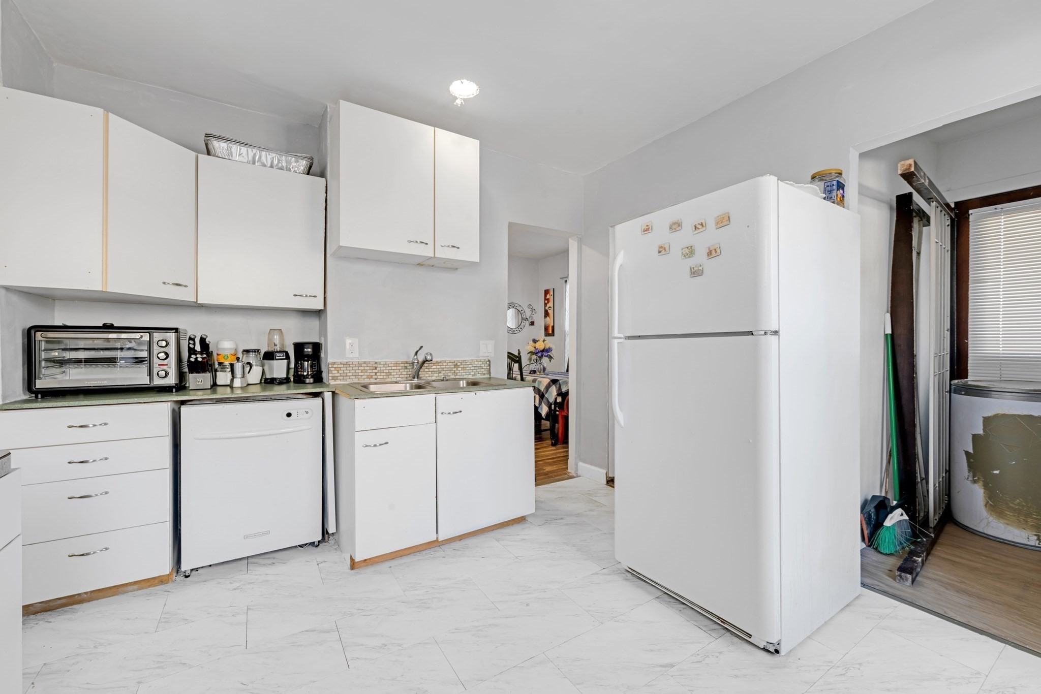 58 Marshall St Property Photo 4