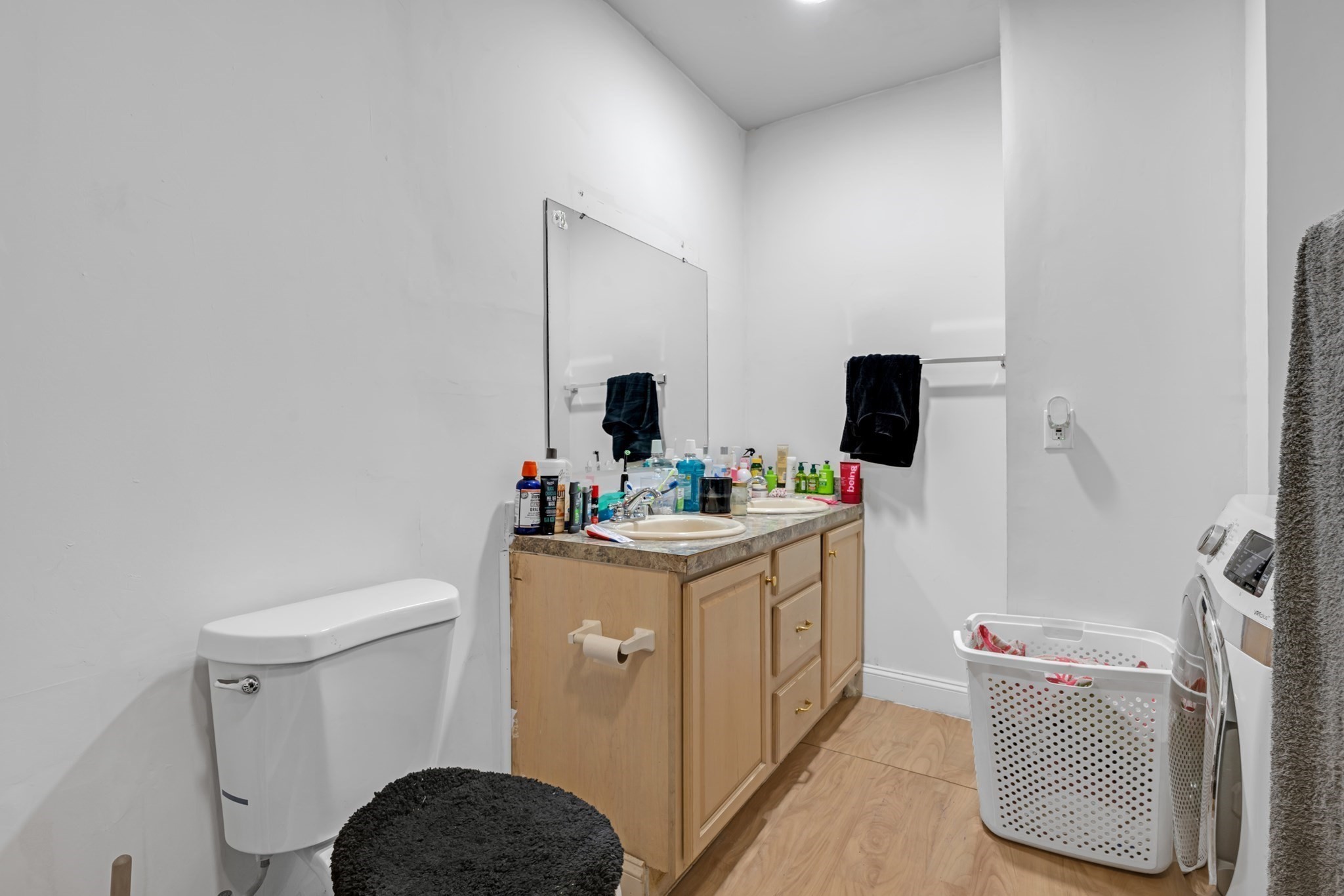 58 Marshall St Property Photo 6