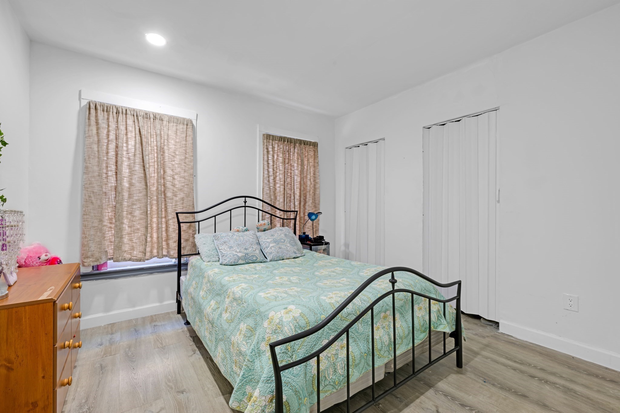 58 Marshall St Property Photo 14