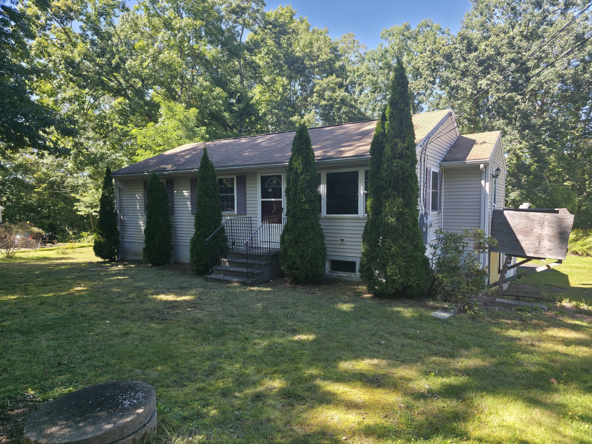 12 Flint Rd Property Photo 1