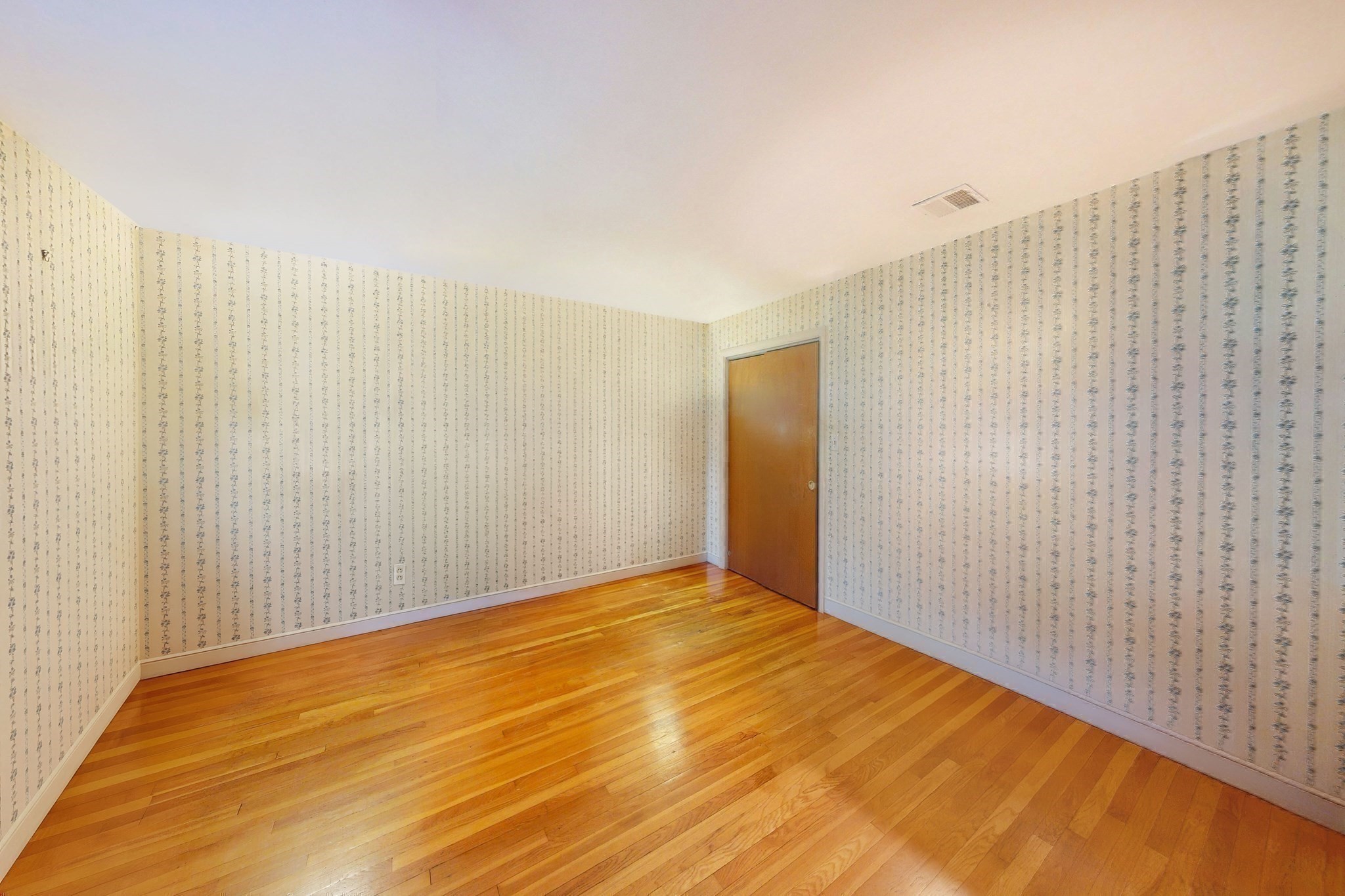 17 Hallen Ave Property Photo 13