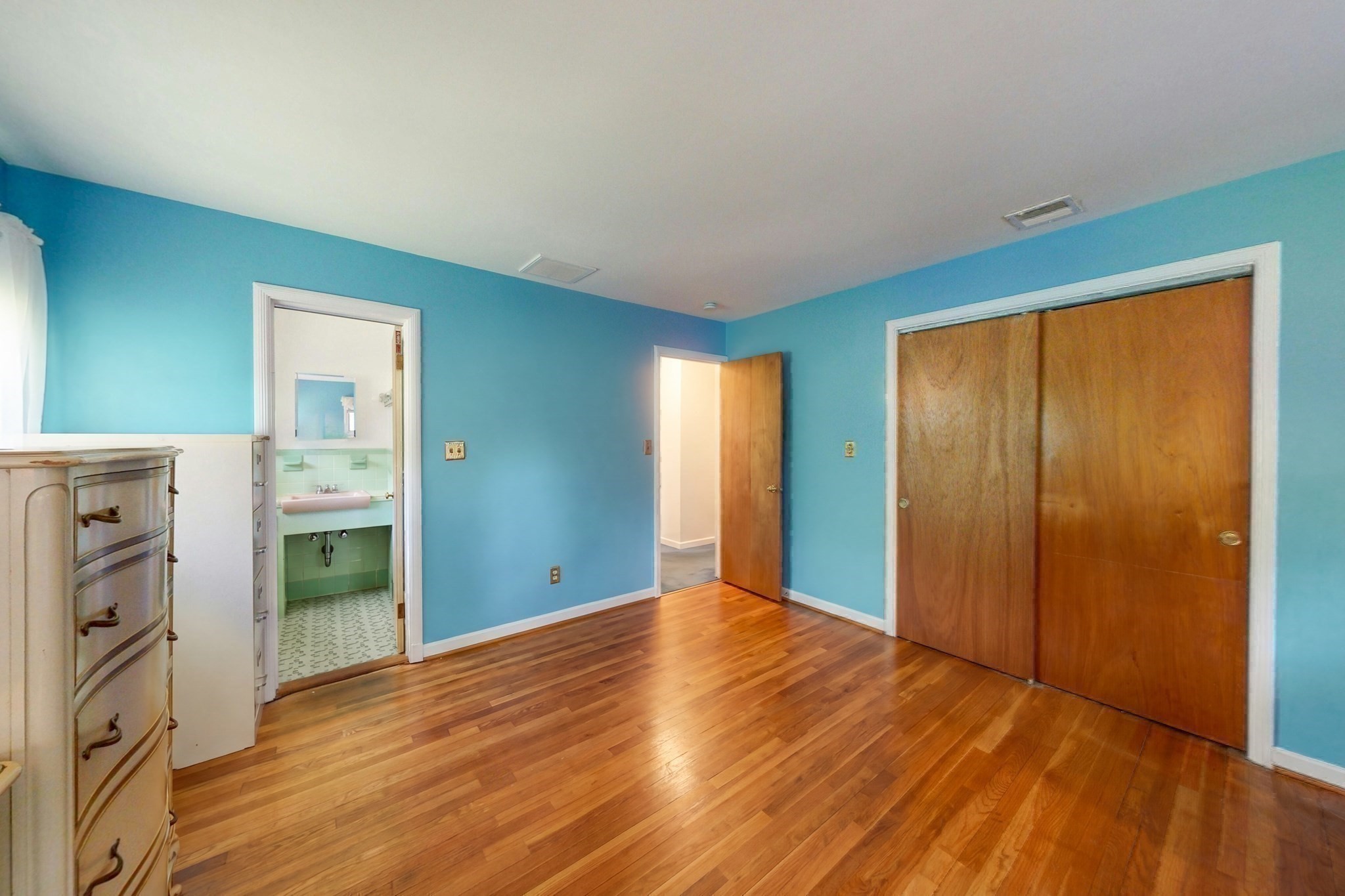 17 Hallen Ave Property Photo 16